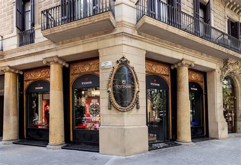 Tudor abre su primera ’boutique’ de España en Paseo de Gràcia.